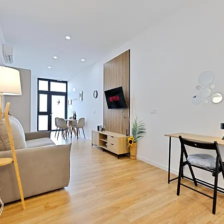 Golondrina - Modern - Near Bioparc By Rio Turia * Valencia