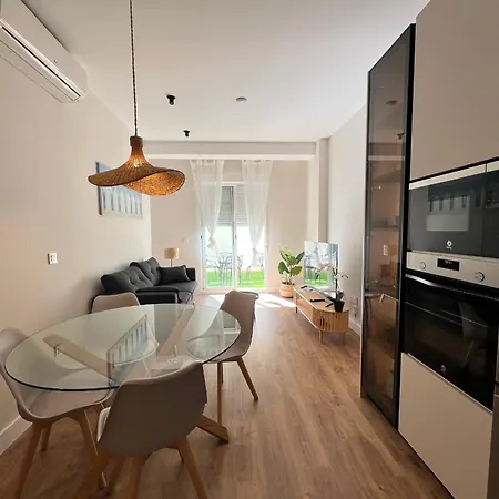 Sunny Terrace 2br2ba דירה ולנסיה