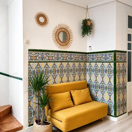Casa Con Encanto Y Terraza Junto A La Playa