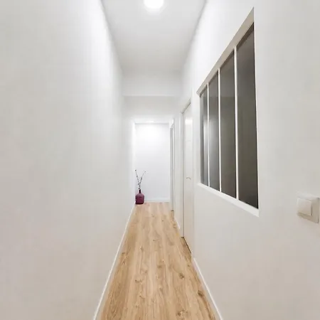 Semesterbostad Casa Con Encanto Y Terraza Junto A La Playa Valencia