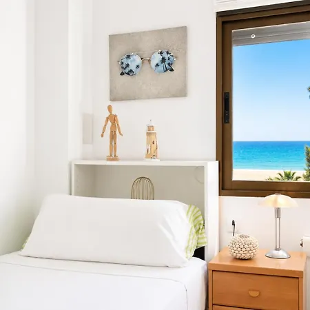 Isola Beachside Apartament