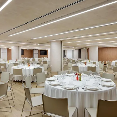 Novotel Lavant Szálloda