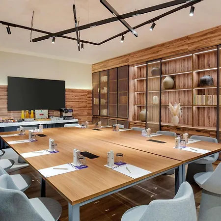 Szálloda Novotel Lavant 4*