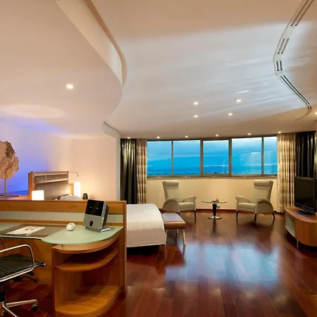 Melia Hotell 4*