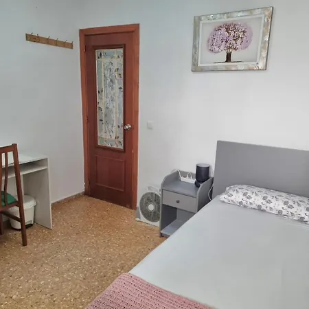 Homestay Near The Cabanyal And Universities Valencia