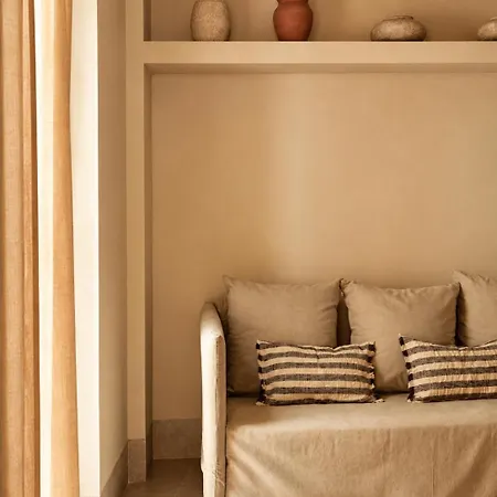 Cosy Tapineria 2*