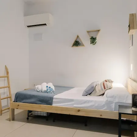 Nina Mala 3* Valencia