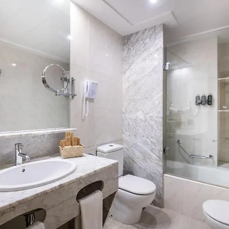 Melia Plaza 4* Valence