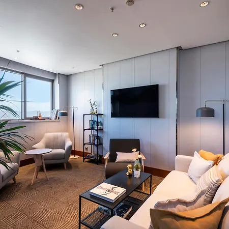 Melia 4* Valence