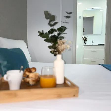 Quart Apartment *