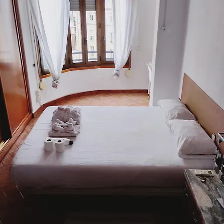 La Casa De Espejos Walencja