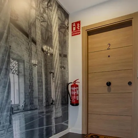 Nuevo, Luminoso, Balcon, Ascensor, El Carmen. * فالنسيا