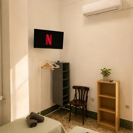 Privatunterkunft 1- Interior Con Aire Acondicionado Y Con Bano Independiente *
