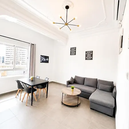 Flats Family De 3 * Walencja