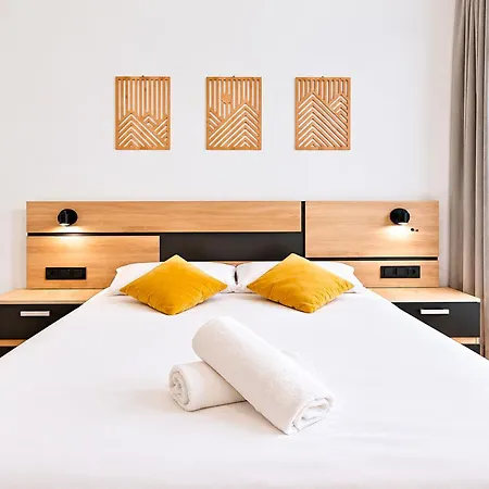 Jirafa - Entire - Near And Stadium By Rio Turia Apartament *