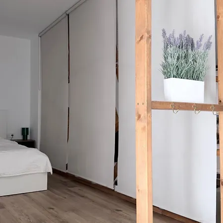 Aires De - Spacious 2-bedroom *