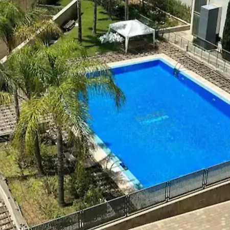 Loft Con Jacuzzi Y Piscina アパート *