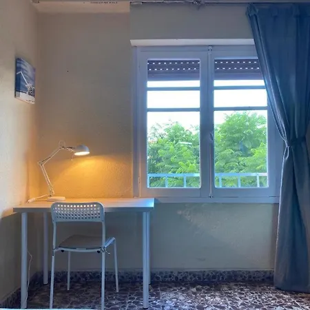 Mediterraneo Shared Flat 7min Arenas Rent 10 Days *