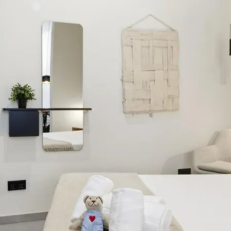 Travel Habitat Jardin Ayora * Valencia