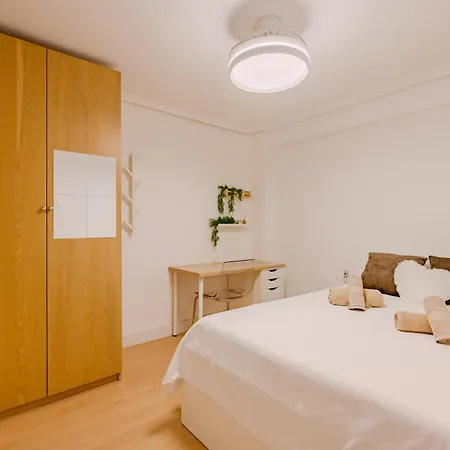 아파트 Cabanal Beachfront - 1 Min To Sea, Ac, Smarttv, Balcony 발렌시아