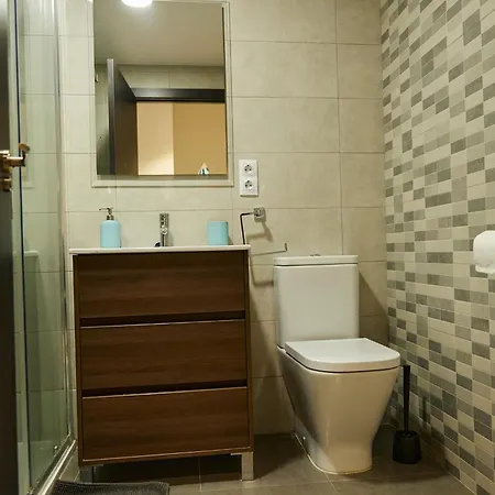 Apartment Artes 1 *