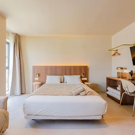 A2b Collection Arena Apartmanhotel 4*