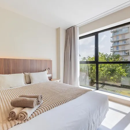 A2b Collection Arena Apartmanhotel 4*