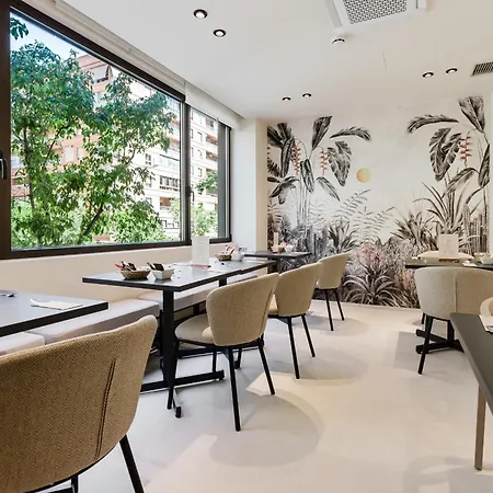 Otel Ciencias Select 3*
