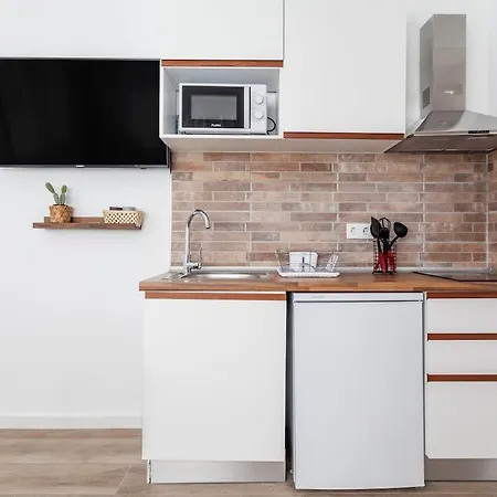 Apartman Cozy & New Next To Turia Gardens