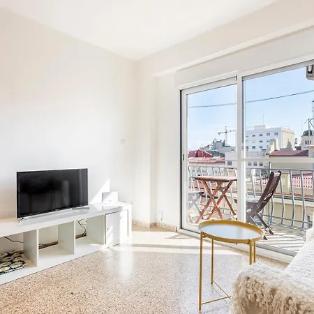 Guestready - Sunlit Haven Near Valencia's Seaport