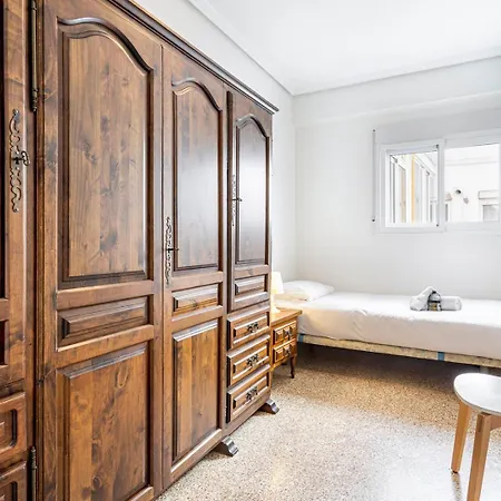Apartament Guestready - Sunlit Haven Near Valencia's Seaport *