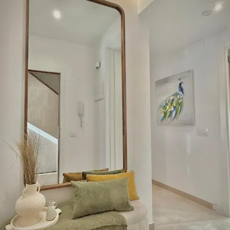Escape - 4 Min Walk To Apartament *