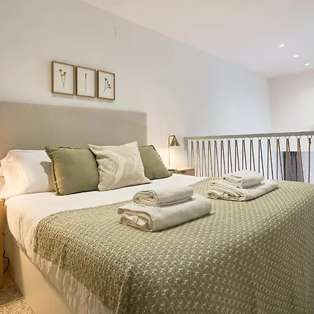 Roig Arena Cozy Loft Apartament *