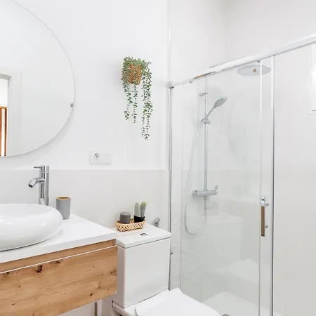 Apartment Cozy & New Next To Turia Gardens