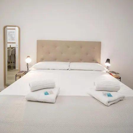 Beautiful Loft Next To The Turia River Gardens