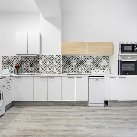 Luminous & Spacious Flat Near The Port Of Apartment *