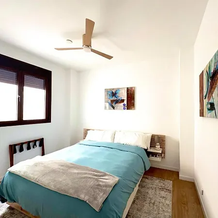 New Bright Modern Retreat At Malvarrosa * Walencja