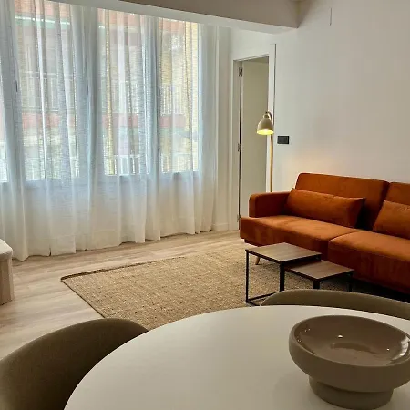 Modern With Terrace Apartament