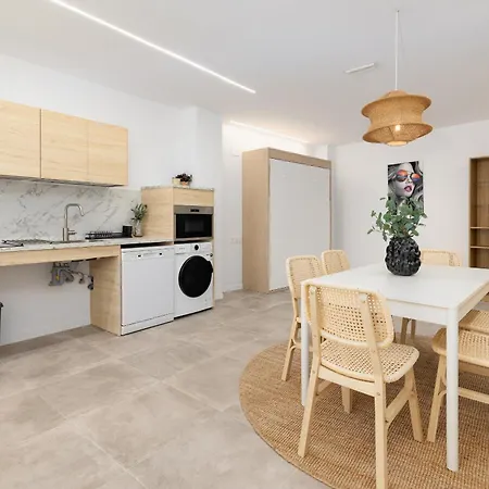 Apartup Cabanyal Station B