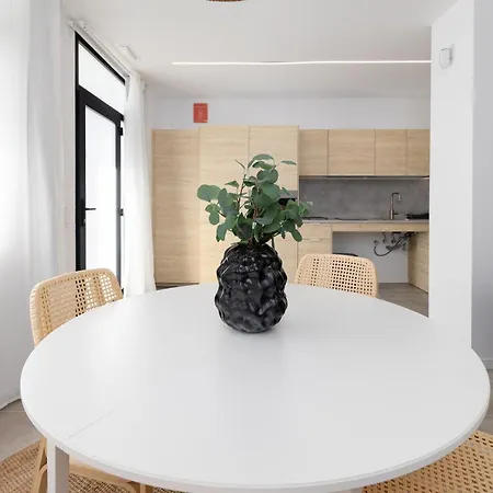 Apartup Cabanyal Station A شقة