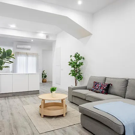 Apartment Luminous & Spacious Flat Near The Port Of Valencia