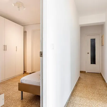 Apartament Guestready - Sunlit Haven Near Valencia's Seaport *