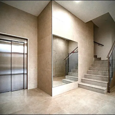 New Bright Modern Retreat At Malvarrosa *