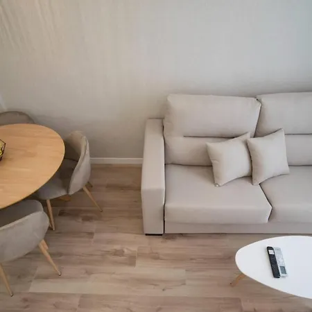 Loft Near The Sea And Downtown Maritim Apartament