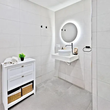 Pato - Modern - Near Bioparc By Rio Turia * Βαλένθια