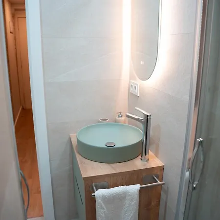 By Glodeko Homes * Walencja