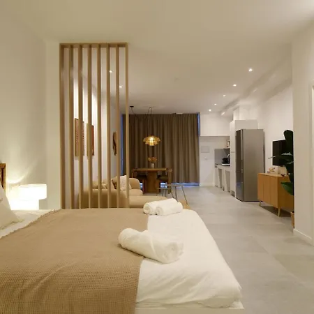 아파트 Milos Cozy, Family-friendly In Patraix *