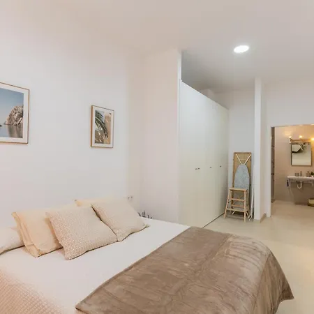 Bright Boutique In *