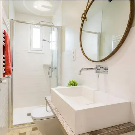 Mariocole Apartment