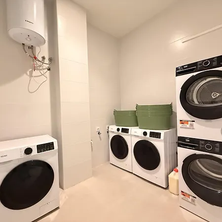 Maritime Coliving *